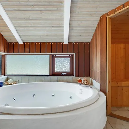 Сasa de vacaciones Beautiful In With Sauna *